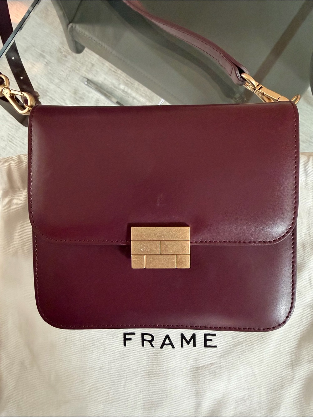 Frame Le Signature Mini Crossbody Leather Bag in Oxblood (dark red) - Picture 4 of 8